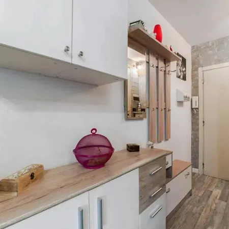 La Casa Di Patty Duplex A 5 Minuti Da Con Parcheggio Privato *